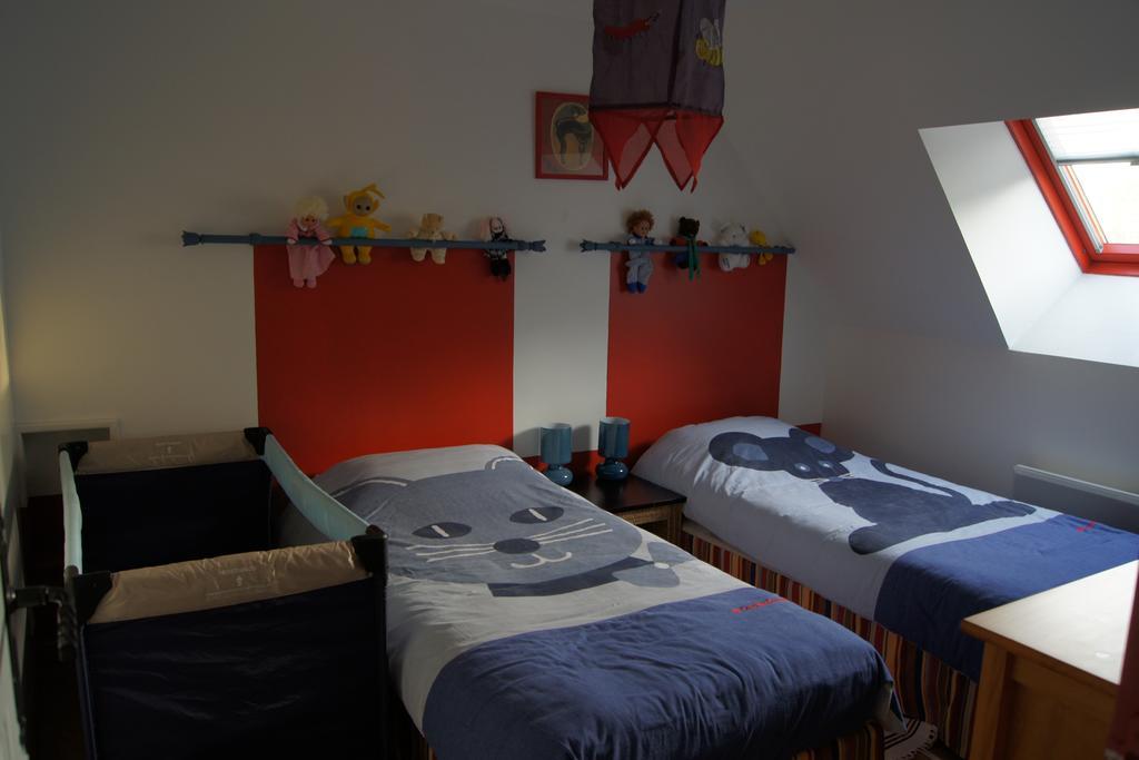 Gites Du Vieux Presbytere Baguer-Pican Εξωτερικό φωτογραφία